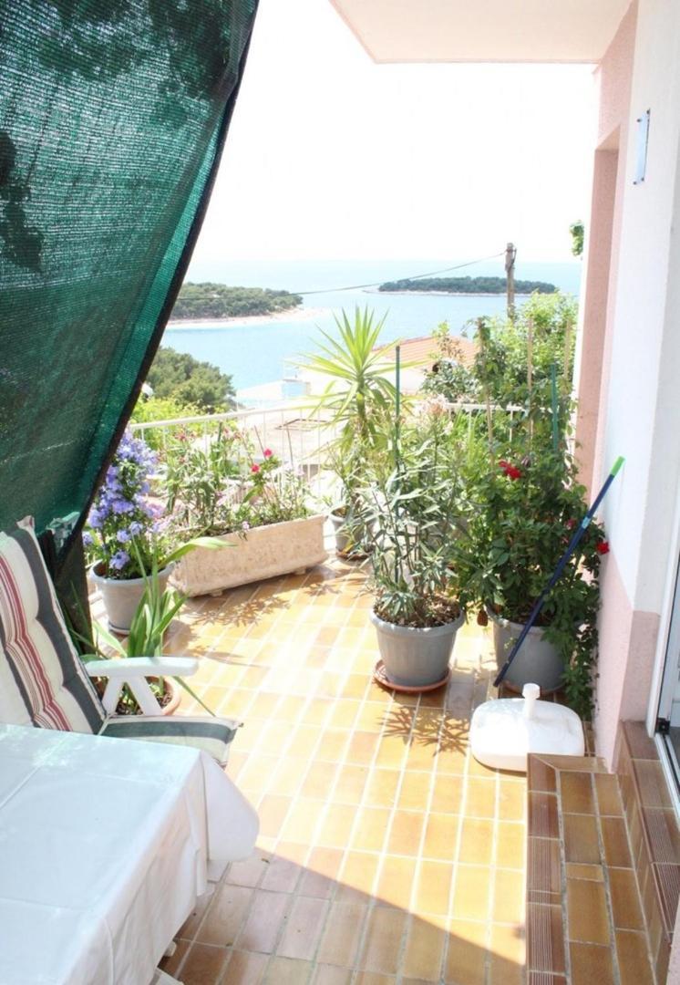 Apartment Bajuti Primosten Bagian luar foto